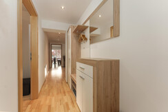 Garderobe im Eingangsbereich