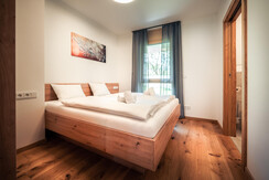 Einzelbett oder Doppelbett möglich mit en suit Bad