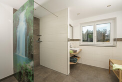 Badezimmer 2