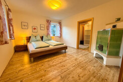 Die Kormarin, App. LEANDER Schlafzimmer mit kamin