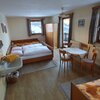 Pomiń zdjęcie double room with running hot/cold water