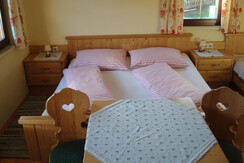 Dreibettzimmer
