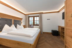 Schlafzimmer 1 mit Doppelbett