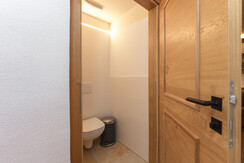 Separate Toilette