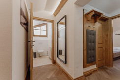 Separate Toilette
