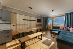 Room Pictures_Room_F_AP_4