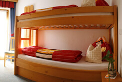Schlafzimmer 2