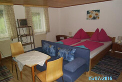Schlafzimmer III