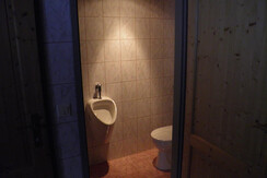 WC extra
