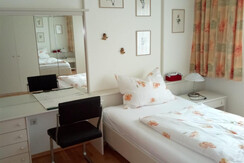 Schlafzimmer I