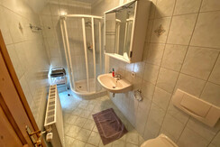Badezimmer 2