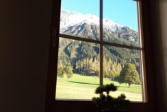 Blick aus dem Stiegenhausfenster