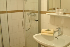 Zimmer Nr. 4 (8)