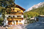 Haus Sommer 02