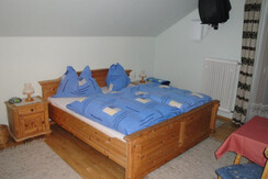 Dreibettzimmer