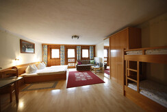 Vierbettzimmer