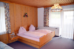 Appartement-Erholung-Natur-Urlaub-im-Gasthof-zum-G