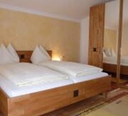 Doppelzimmer 5