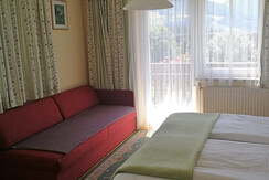 Dreibettzimmer