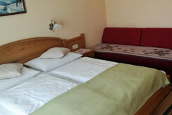 Dreibettzimmer