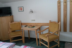 Schlafzimmer 2