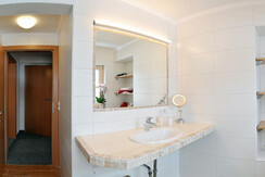 Bad Appartement I
