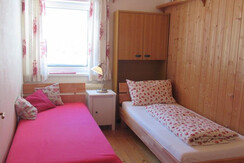 Schlafzimmer 3