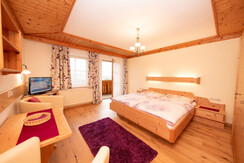 3. Schlafzimmer