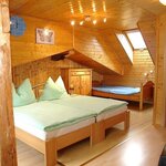 Photo of double room with shower, WC
