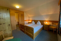 Schlafzimmer W3