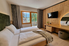(c) Hotel Matschner