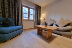 (c) Hotel Matschner