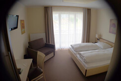 Zimmer 203