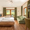 Photo of double room with shower, WC