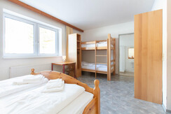 Room Pictures_Room_4BCom_13