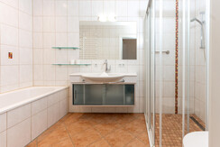 Top 4 Badezimmer 1