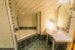 Badezimmer Appartement Dachstein
