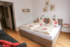 Schlafzimmer2
