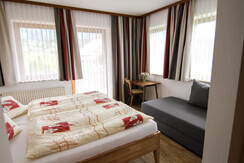 Schlafzimmer1