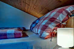Schlafzimmer 5
