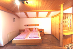 sarah_schlafzimmer
