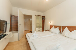Top 6 - bedroom with double bed