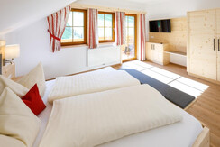 Schlafzimmer (3)