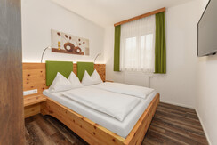 Top 5 - Two bedrooms with double bed