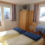 Bild von Dreibettzimmer mit Dusche, WC