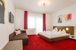 Penthouse bedroom 3