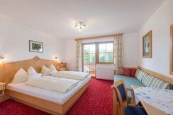 Doppelzimmer mit Balkon