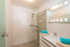 Badezimmer für das große Schlafzimmer