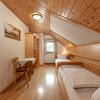 Bild von Zweibettzimmer (Nr. 11) mit Dusche, WC