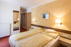 Familienzimmer für 3 Personen, Elternzimmer